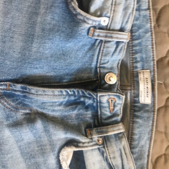 Zara Distressed Blue Jeans with Fringe - Picture 6 of 13